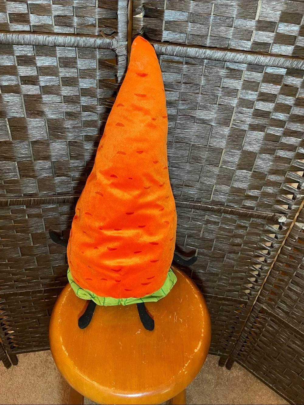 Adorable Carrot Plushie with Smiling Face - Arms and Legs